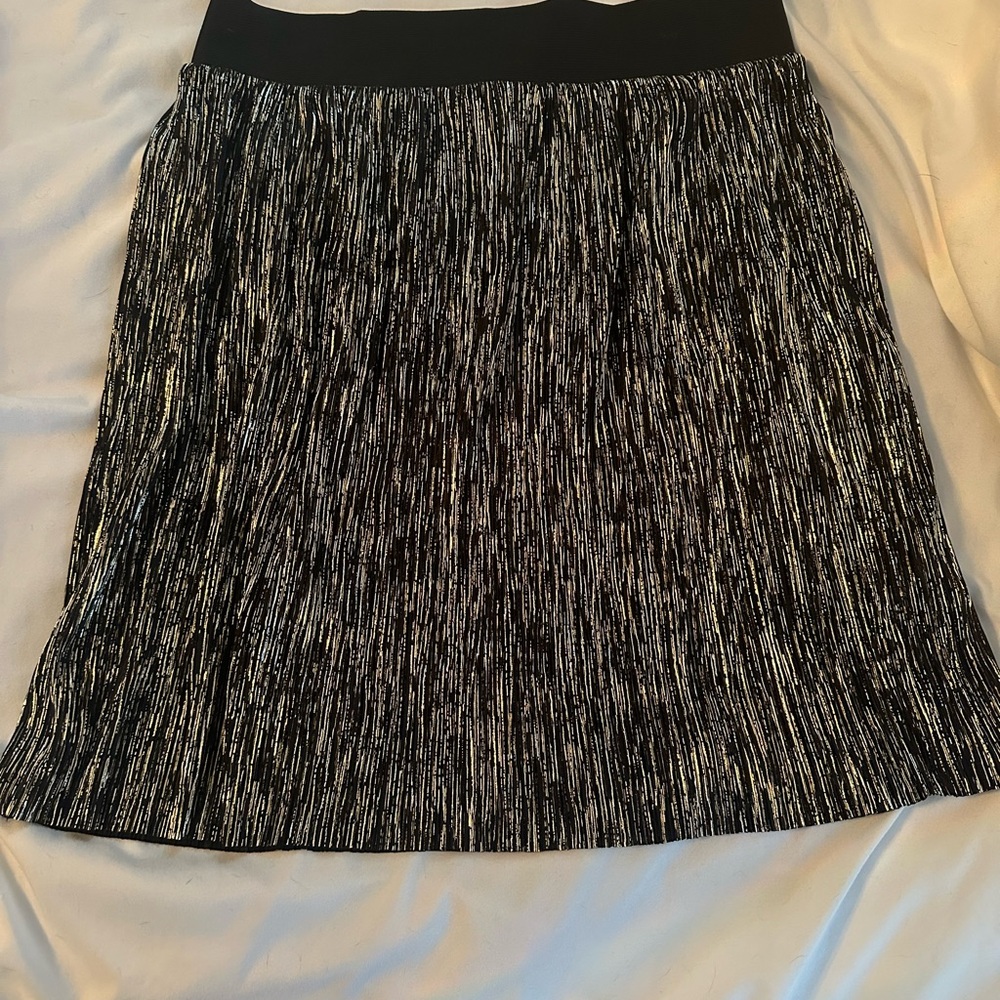 NWT Gold/black Skirt